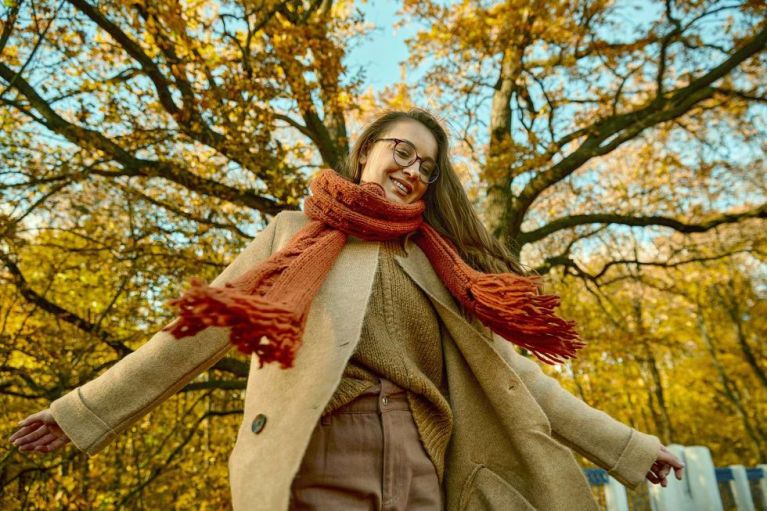 Frausein aus liebe zur erde, Stefanie Heinis, Arlesheim, Tanz, Ritual, Gesang, Natur