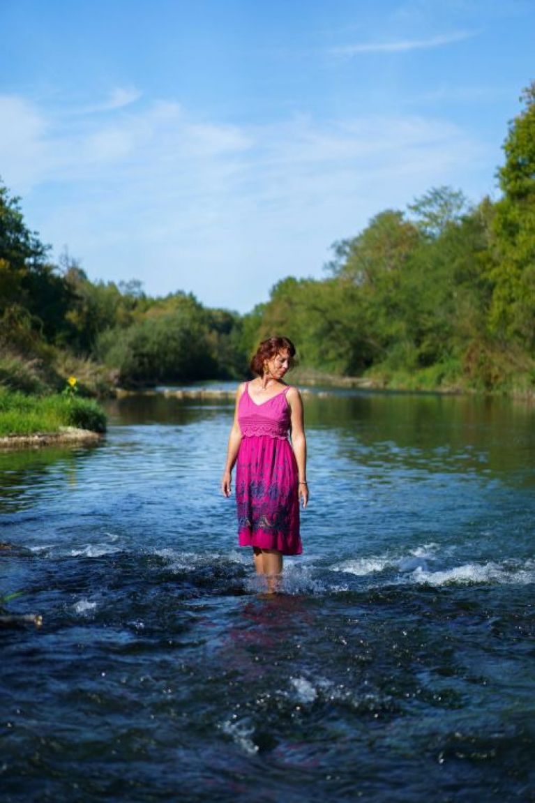 frausein aus liebe zur erde, stefanie heinis, arlesheim, dornach, tanz, natur, meditation, ritual