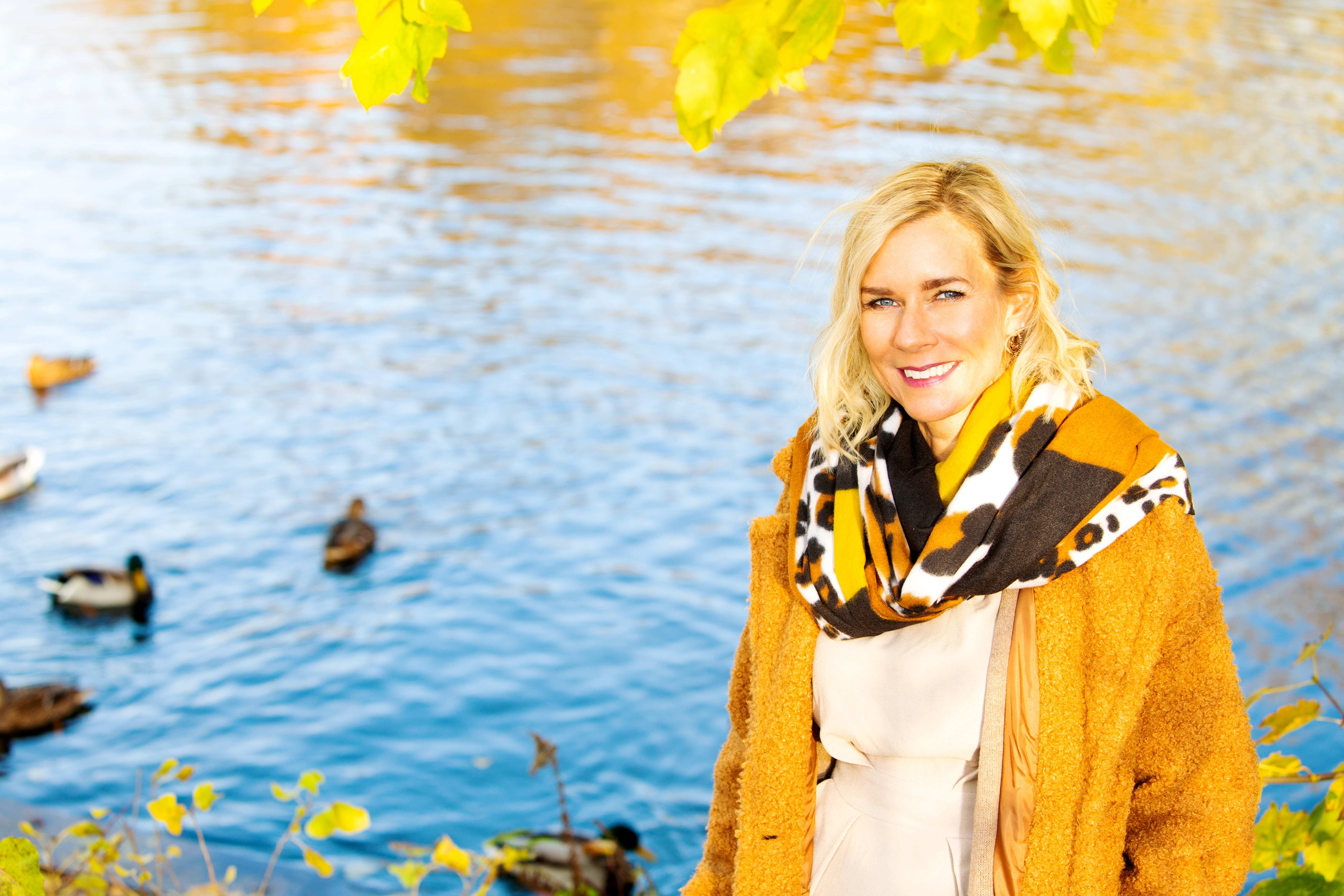 Frausein aus Liebe zur Erde, Stefanie Heinis, Tanz, Ritual, Natur, Herzsingen, Dornach, Arlesheim